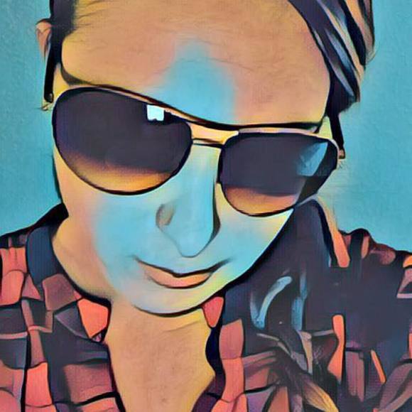 Meet your Posher, Cristy - Picture 1 of 1